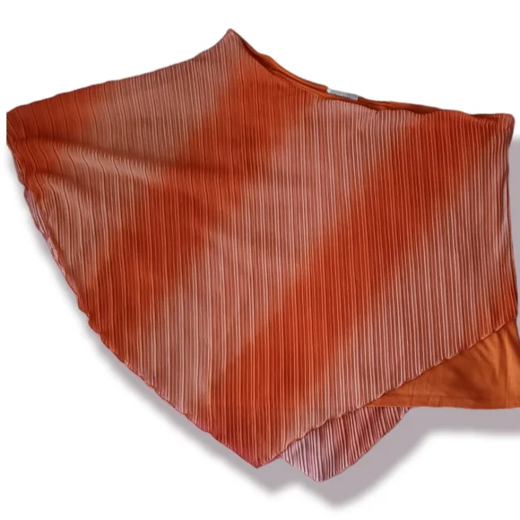 Dressbarn Top - Picture 4 of 7